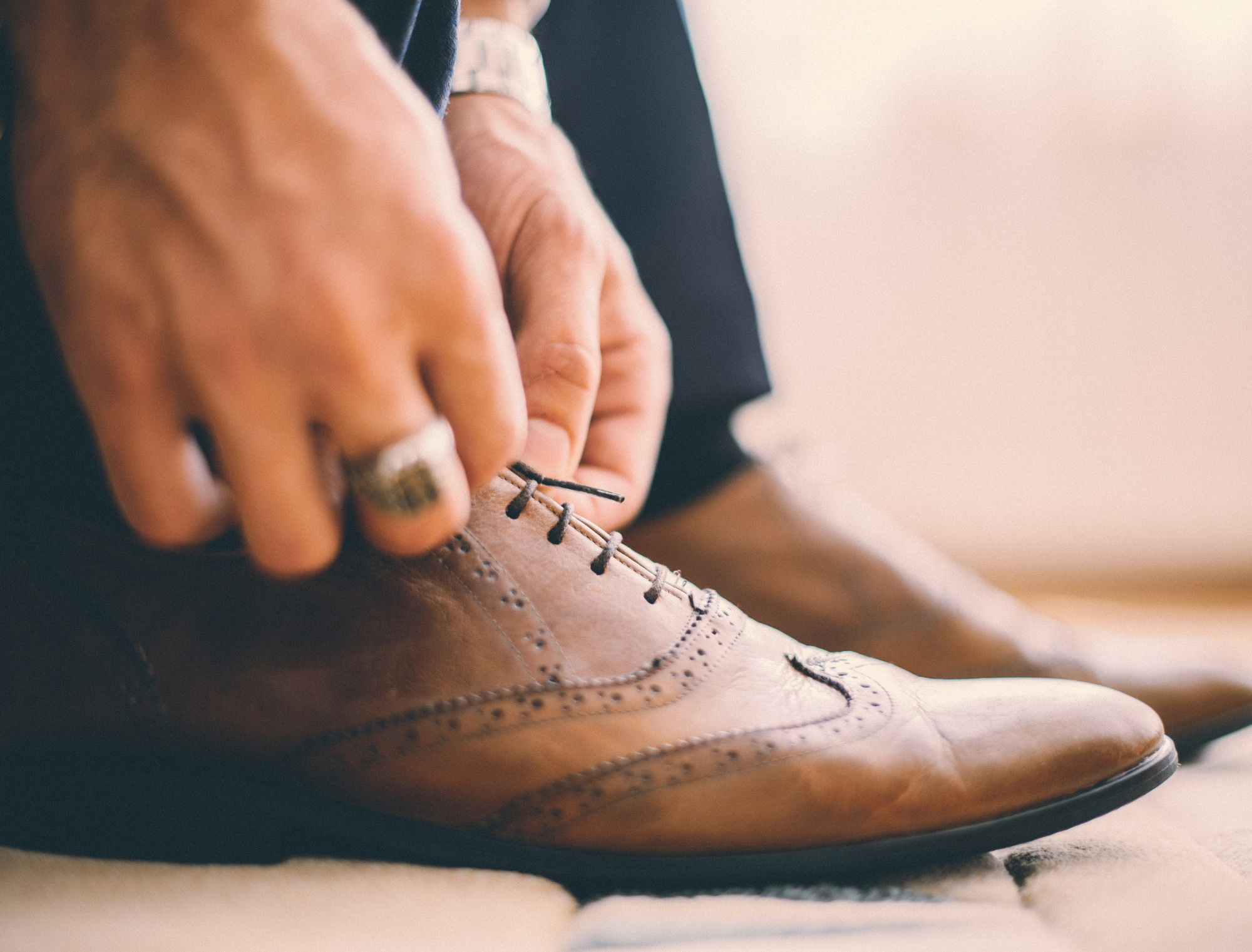 How To Start An Online Shoe Business for Men