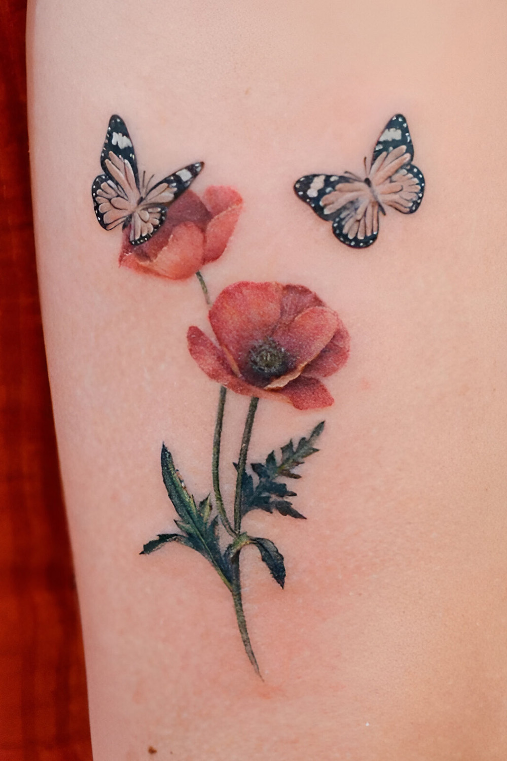 Fleur de Papillon Monarch Butterfly and Poppy