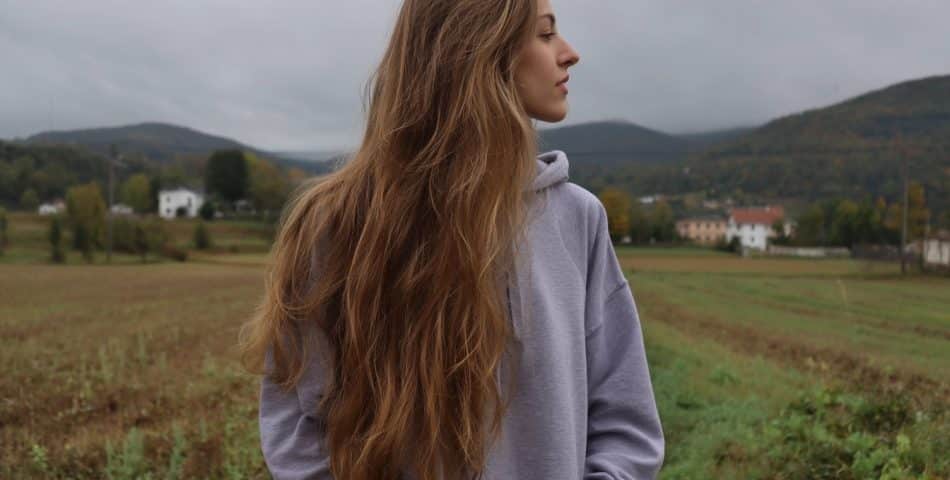 10+ Long Hair Looks You Can Do in Minutes