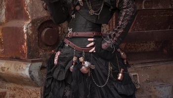 Add Steampunk Glamour to an Enchanting Sorceress