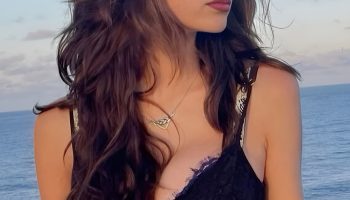 Messy Waves for an Undone Cool Girl Look