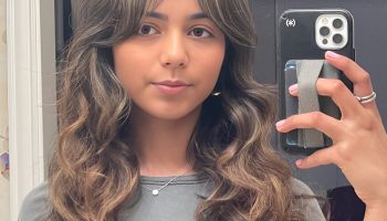 Soft Curls That Add Vintage Flair