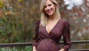 15 Elegant Maternity Thanksgiving Outfit Ideas You’ll Love