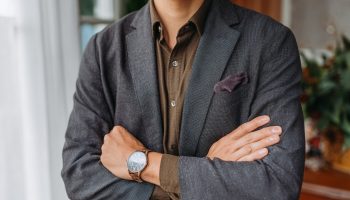 25 Casual Yet Trendy Thanksgiving Outfits for Men