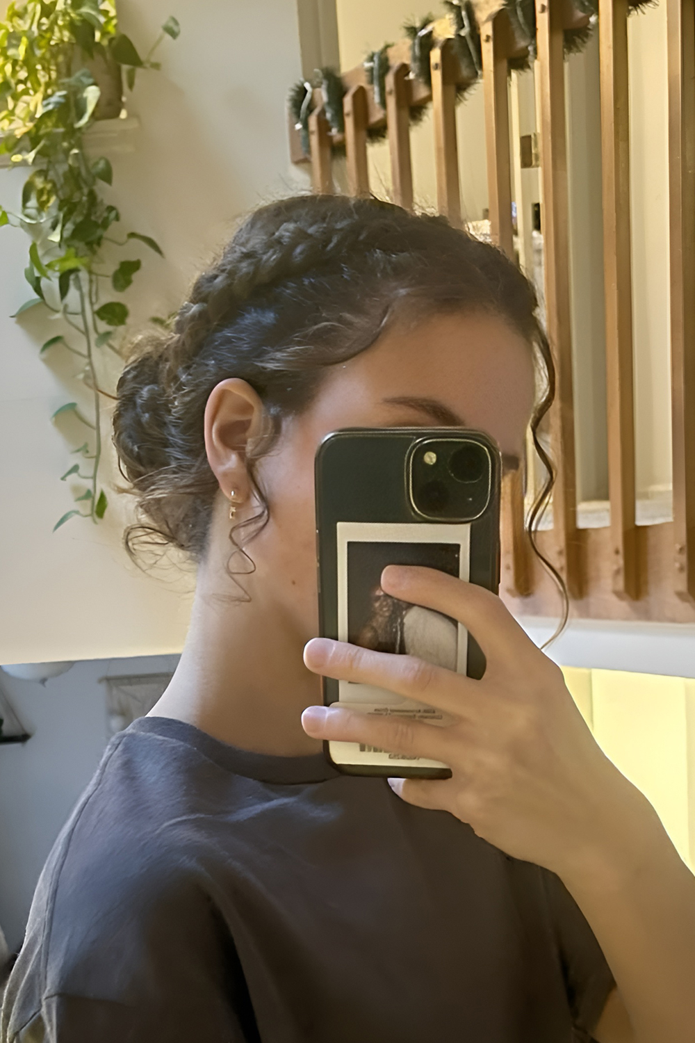 Effortless Beauty in a Low Braidlow Bunl, aow