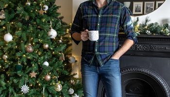 Casual tailoring for evening appeal