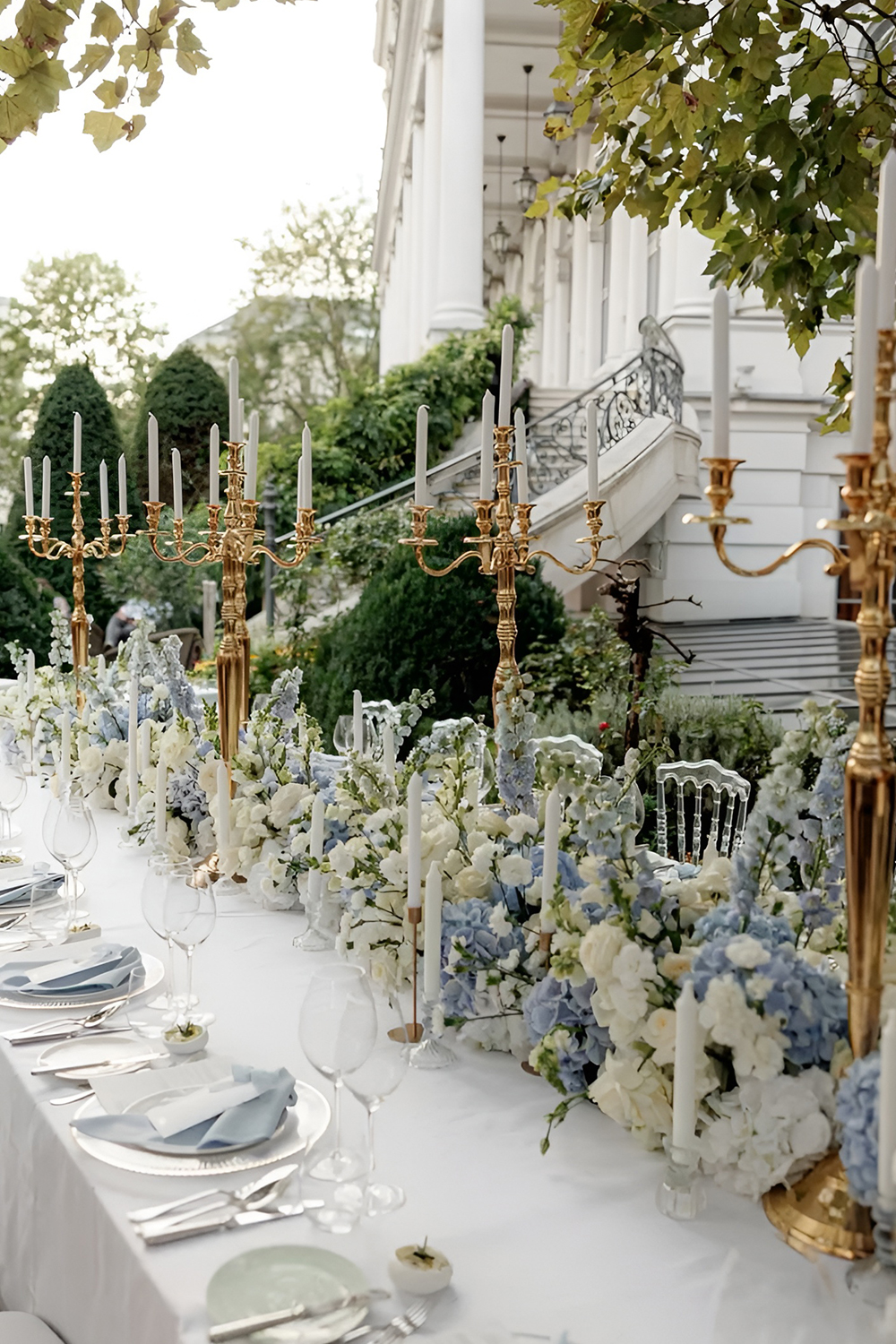 Powder Blue Tones for a Timeless Feel