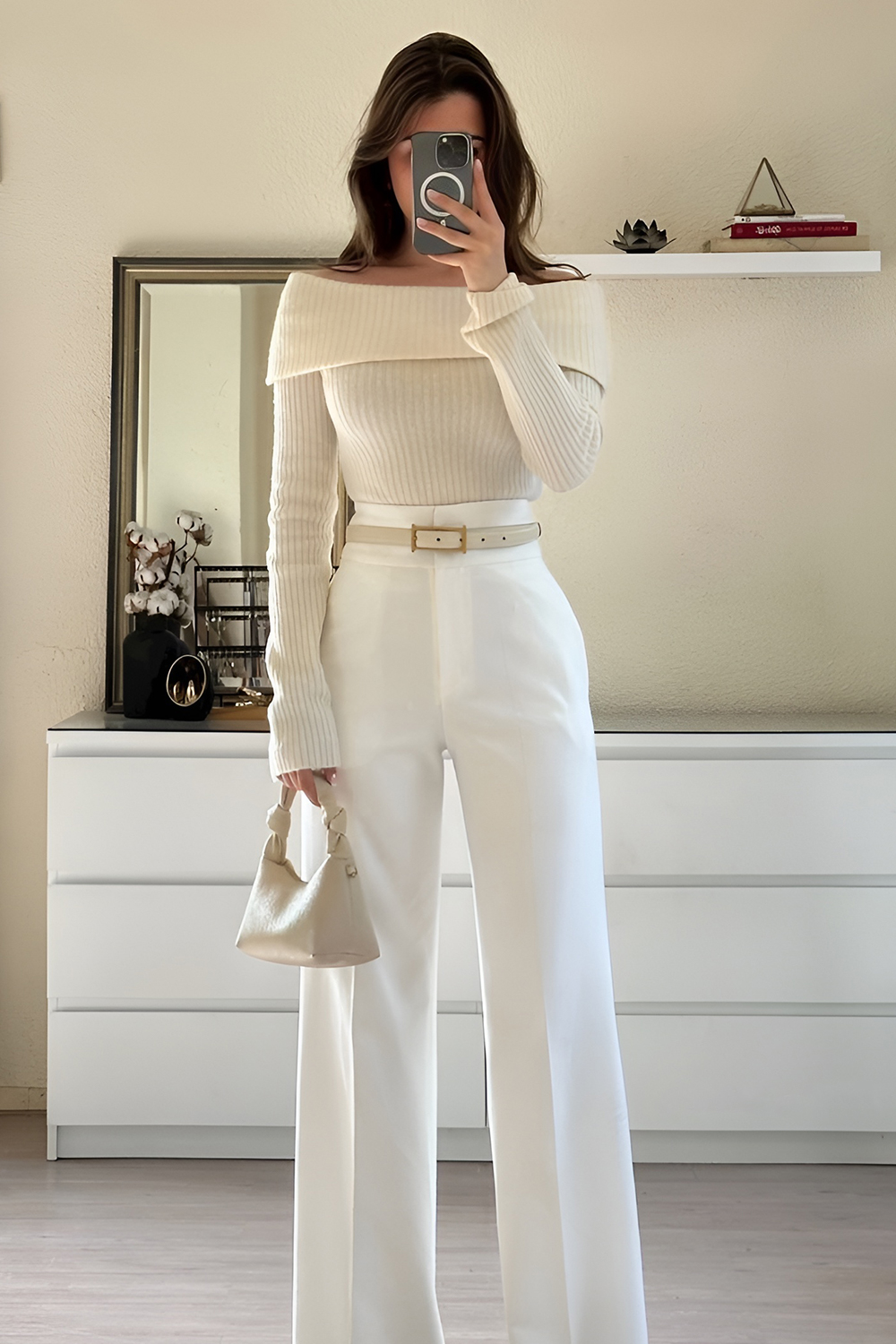 Stunning Off the Shoulder dresses that are graceful