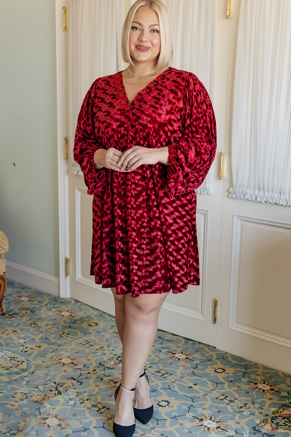 Necklines that Highlight Natural Beauty