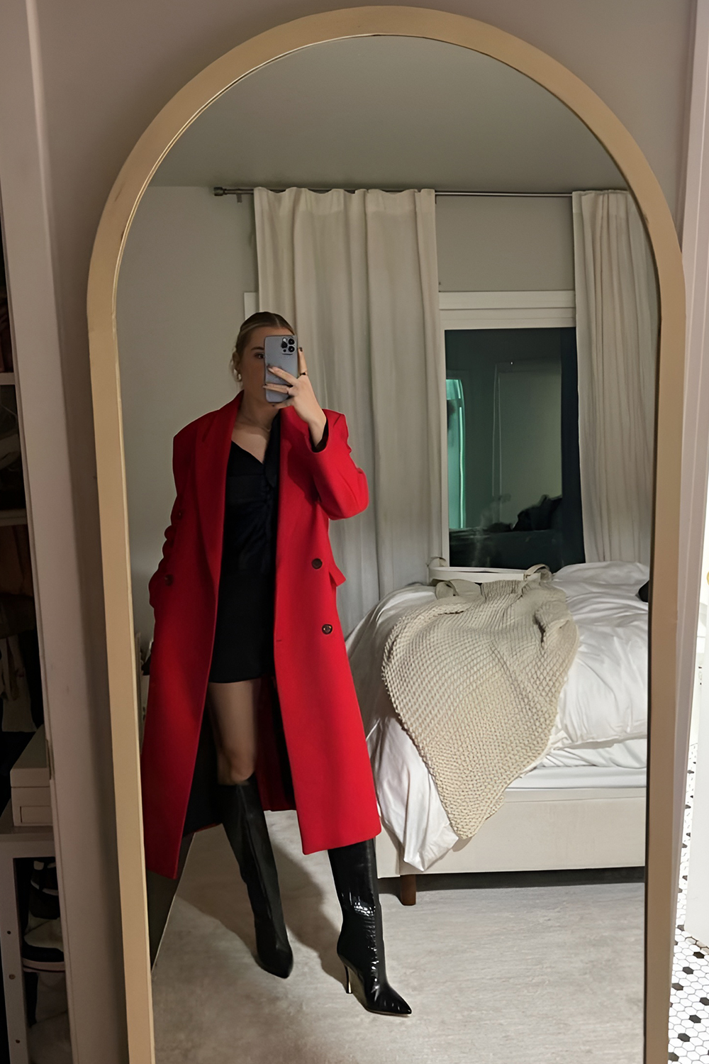 Warm Winter Layers That Stay Stylish Indoors